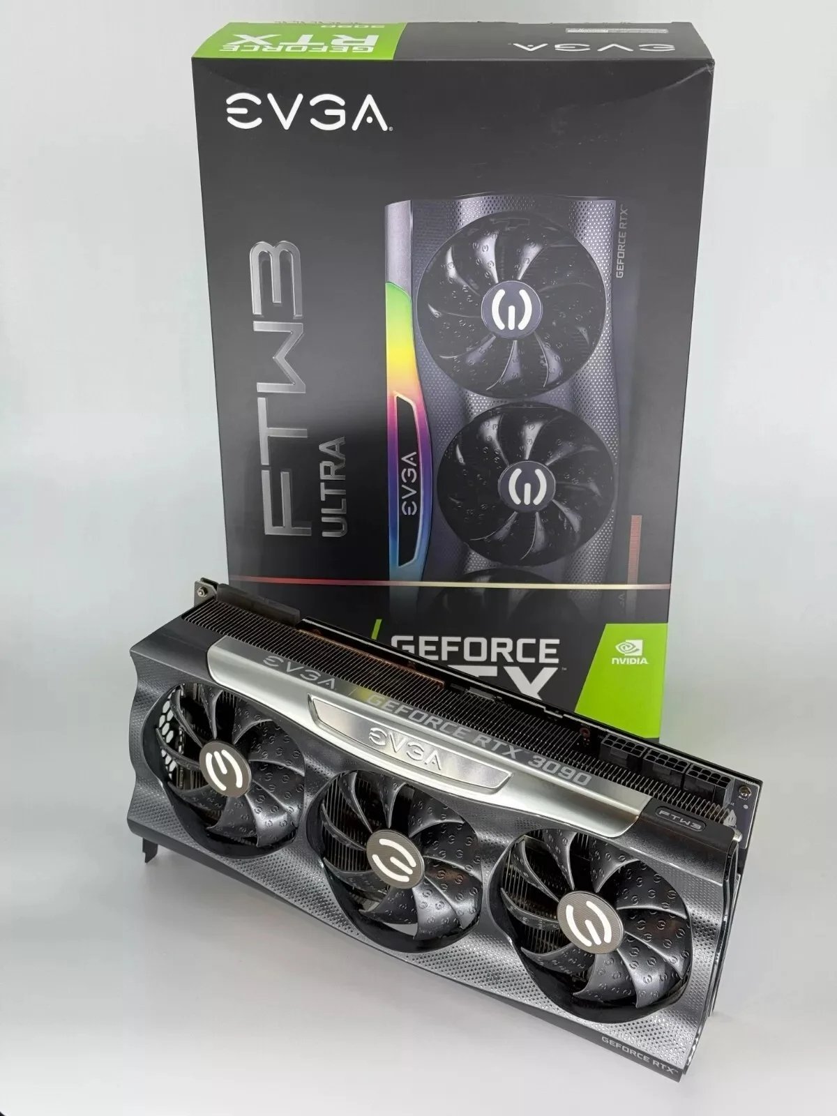 2-1.jpg USED EVGA GeForce RTX 3090 FTW3 ULTRA 24GB GDDR6X - Image 1